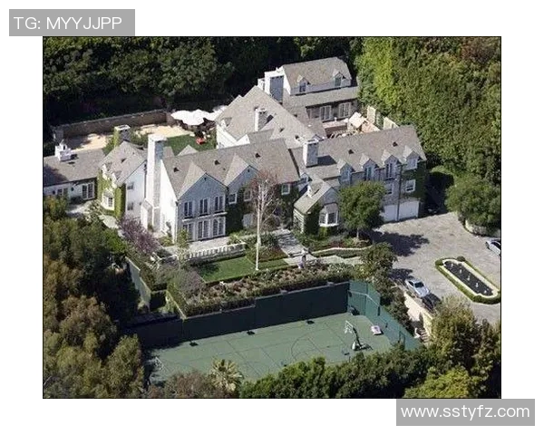 足球明星家庭生活揭秘他们的豪宅与珍藏品有哪些独特之处 足球明星家庭生活揭秘他们的豪宅与珍藏品有哪些独特之处