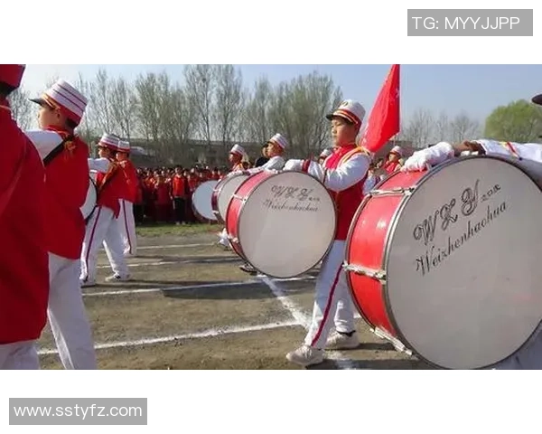 足球明星手机艺术壁纸尽显球场魅力让你的手机焕发运动激情与时尚风采