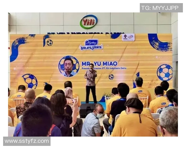 足球明星携手冰淇淋品牌共创夏日清凉盛宴引领时尚潮流