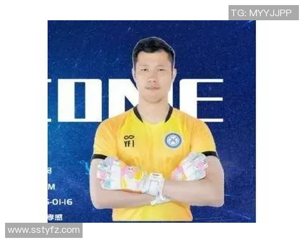 足球明星杨帆的日常生活揭秘与职业生涯背后的故事分享