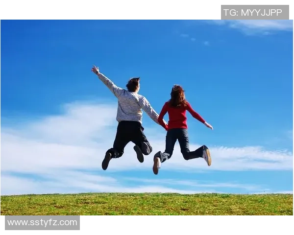 足球明星的光辉岁月:一场关于梦想与奋斗的电影之旅 足球明星的光辉岁月:一场关于梦想与奋斗的电影之旅