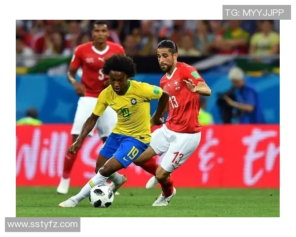 足球明星精彩过人瞬间集锦让你领略顶级球技的魅力与激情