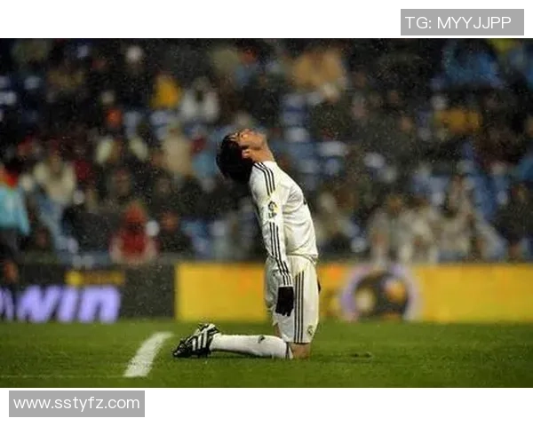 足球明星背后的号码故事与他们的传奇人生交织的精彩瞬间 足球明星背后的号码故事与他们的传奇人生交织的精彩瞬间