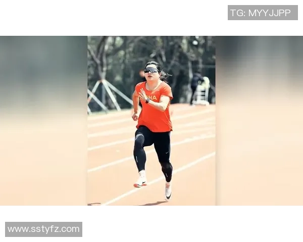 足球明星腿部训练秘诀揭秘如何塑造强壮有力的腿部肌肉 足球明星腿部训练秘诀揭秘如何塑造强壮有力的腿部肌肉